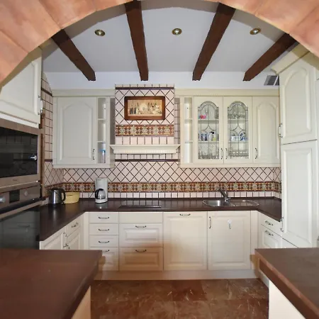 Casa Castillo Al Mar